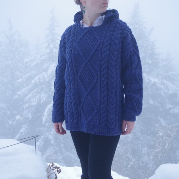 New Wool Sweater 100% by Las Americas Hand Crafted In Ecuador. - Picture 1 of 9